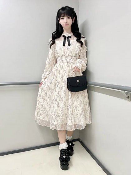 Twinkle Feminine レースワンピース