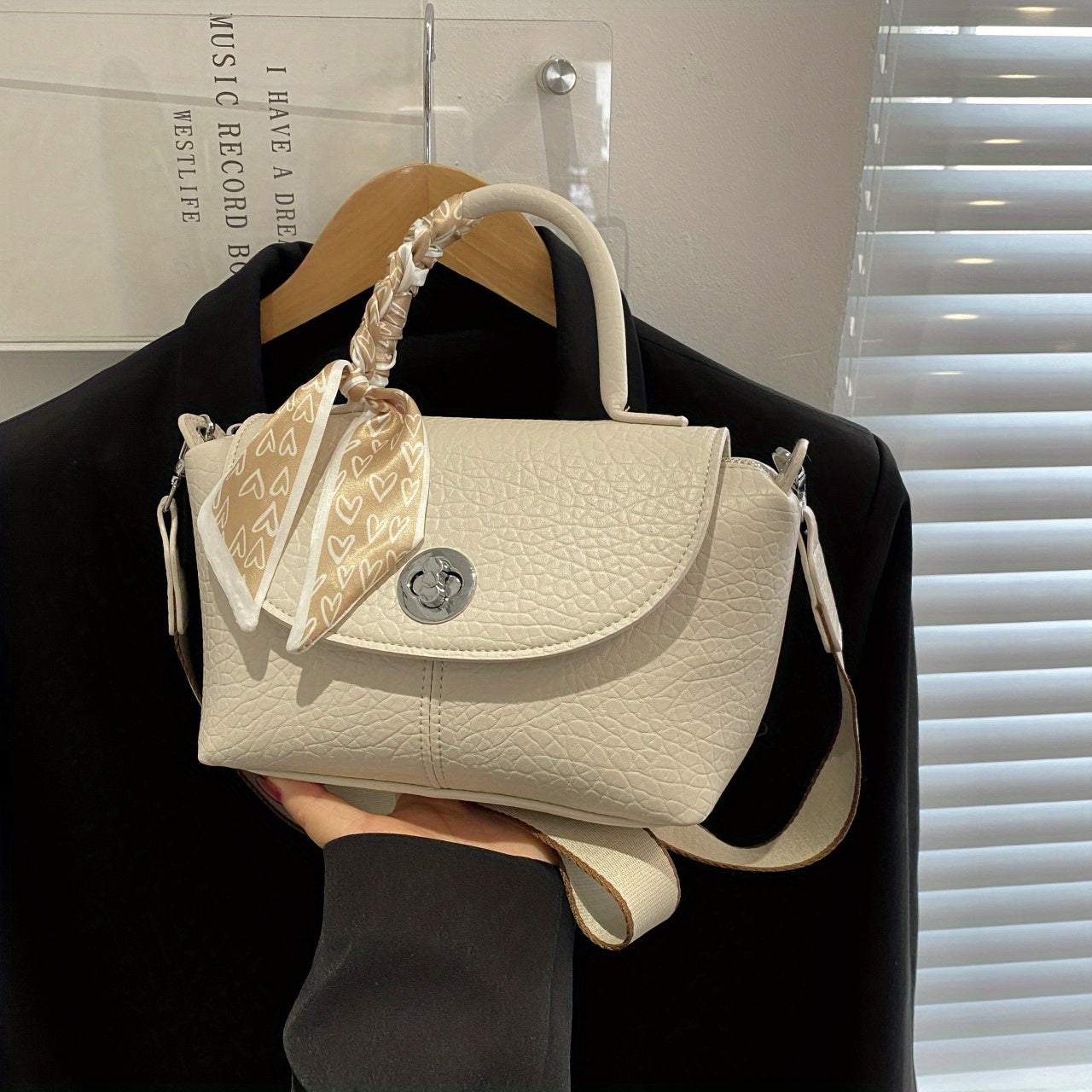 スカーフ装飾 ハンドバッグ｜ターンロック クロスボディバッグ｜トップハンドル フラップ レディース パース