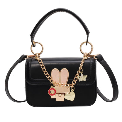 ミニ Y2K クロスボディバッグ｜メタル バニー装飾 ハンドバッグ｜ハートチェーン フラップ スクエア パース レディース