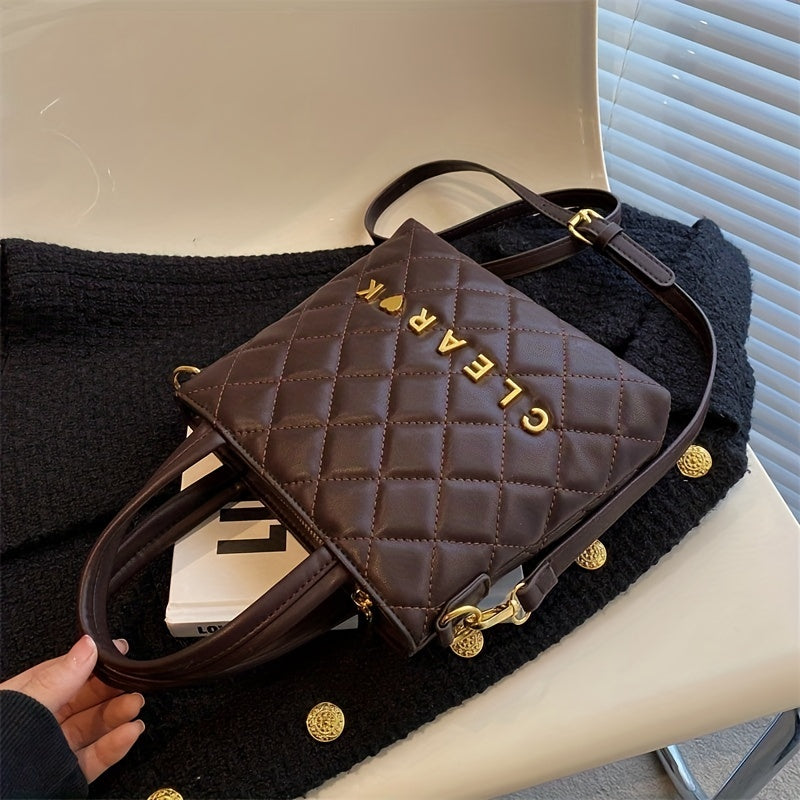 クラシック キルティング ショルダーバッグ｜メタルレター装飾 クロスボディバッグ｜レディース スタイリッシュ スクエア サッチェルバッグ