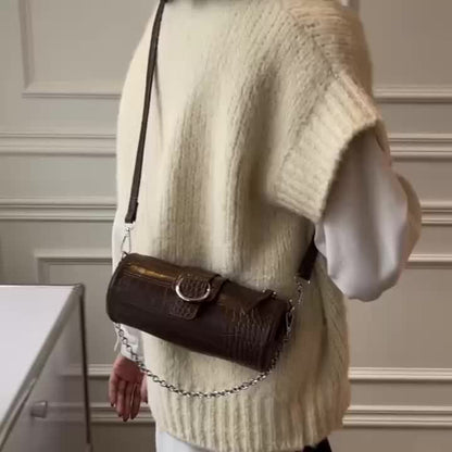 クロコ型押し バレル型 ショルダーバッグ｜レディース チェーン クロスボディバッグ｜シンプル パース